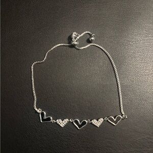 New Adjustable Black and Silver Hearts Bracelet